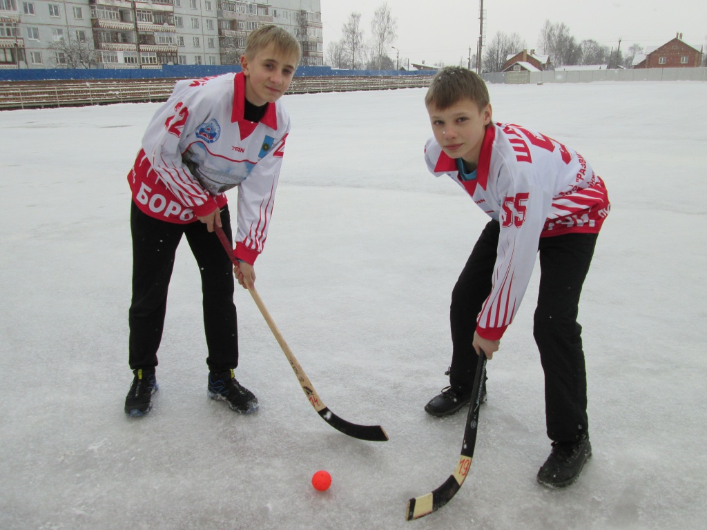 На снимке: боровичане Семён Заваринский (слева) и Иван Шарков будут выступать за сборную Украины.
